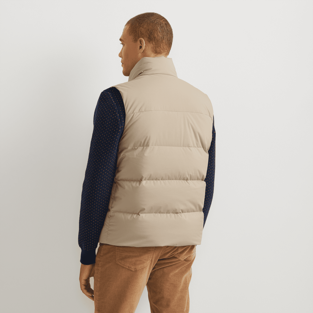 Men's Essential Down Vest