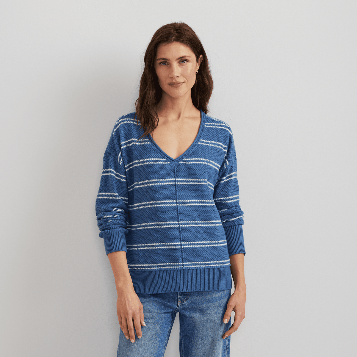 Women's V-Neck Sweater – Stripe