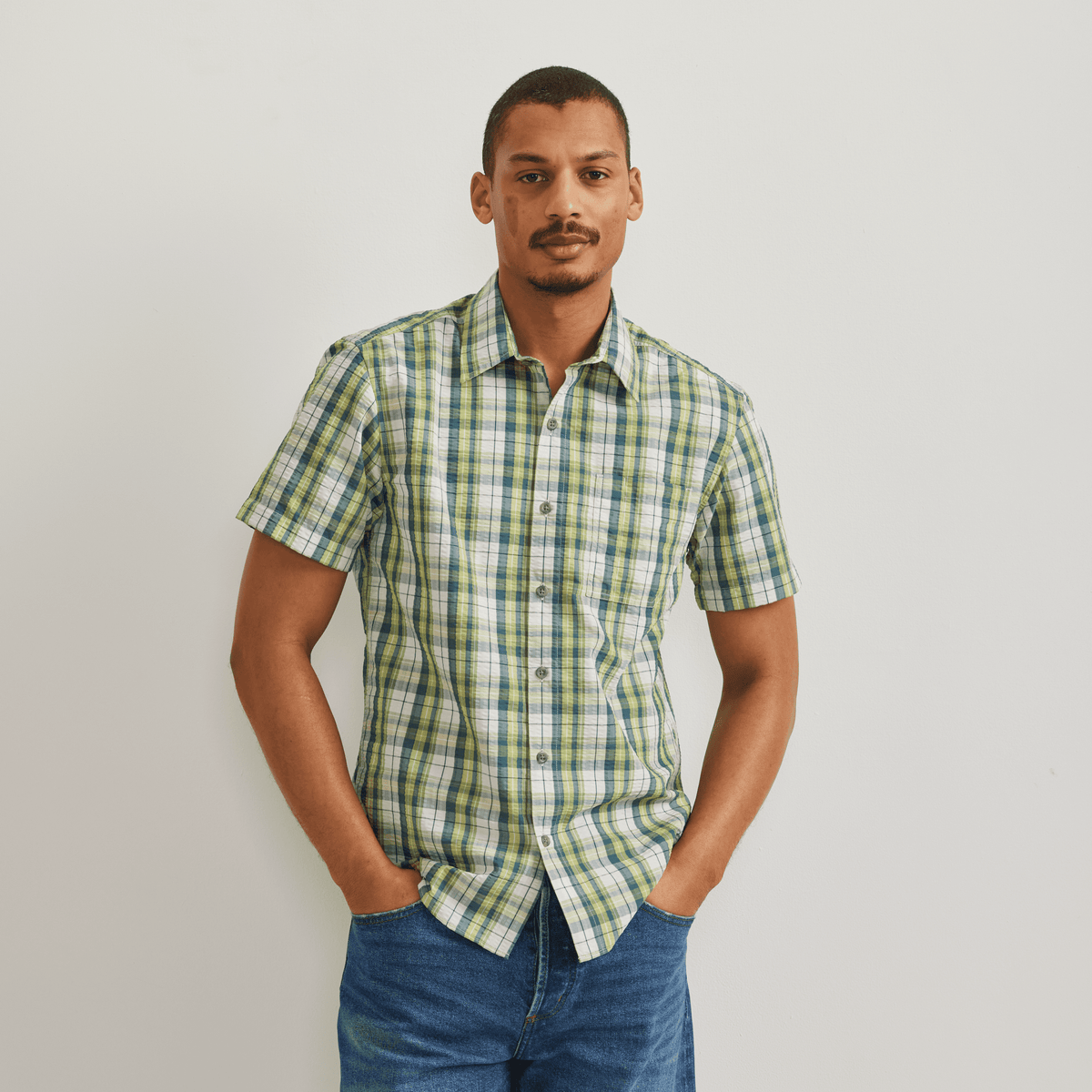 Men's Short-Sleeve Pack It 3.0 Seersucker Shirt