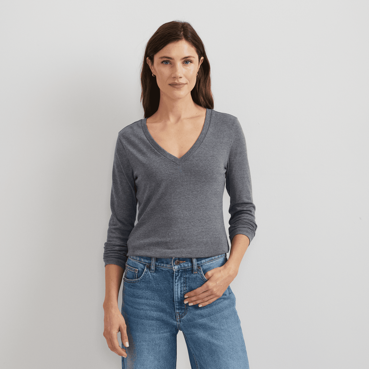 Women's Everyday Long-Sleeve V-Neck T-Shirt