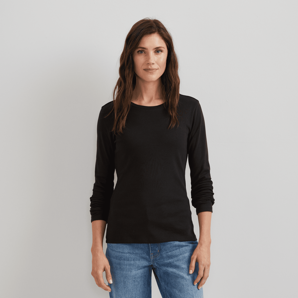 Women's Everyday Long-Sleeve Crewneck T-Shirt