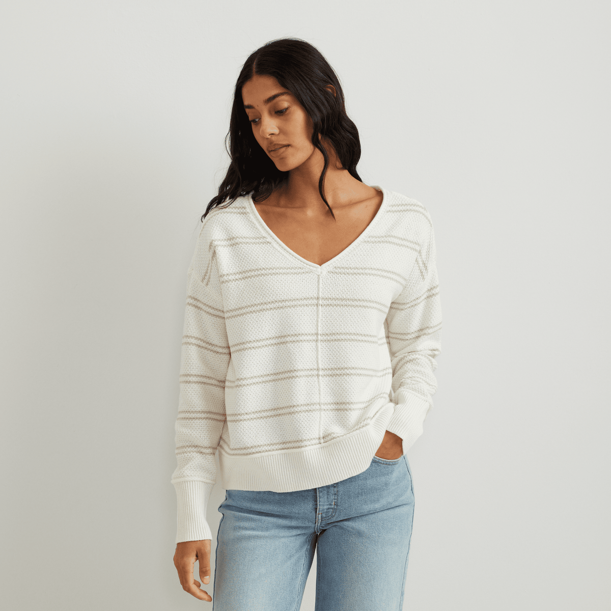 Women's V-Neck Sweater – Stripe