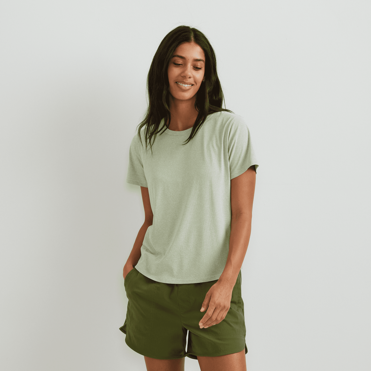 Women's Trek Light Hike Short-Sleeve Crewneck T-Shirt