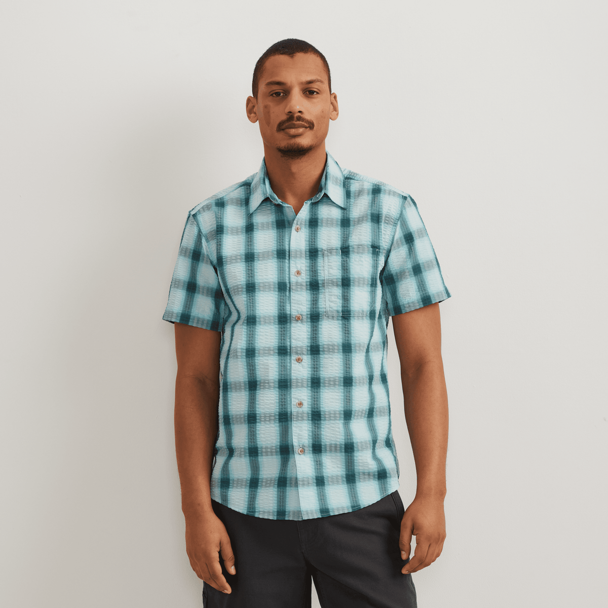 Men's Short-Sleeve Pack It 3.0 Seersucker Shirt